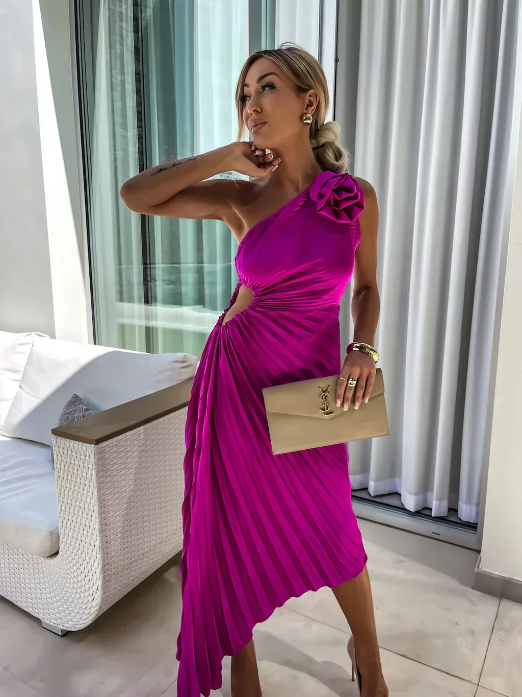 Valenzora | Floral Shoulder Dress