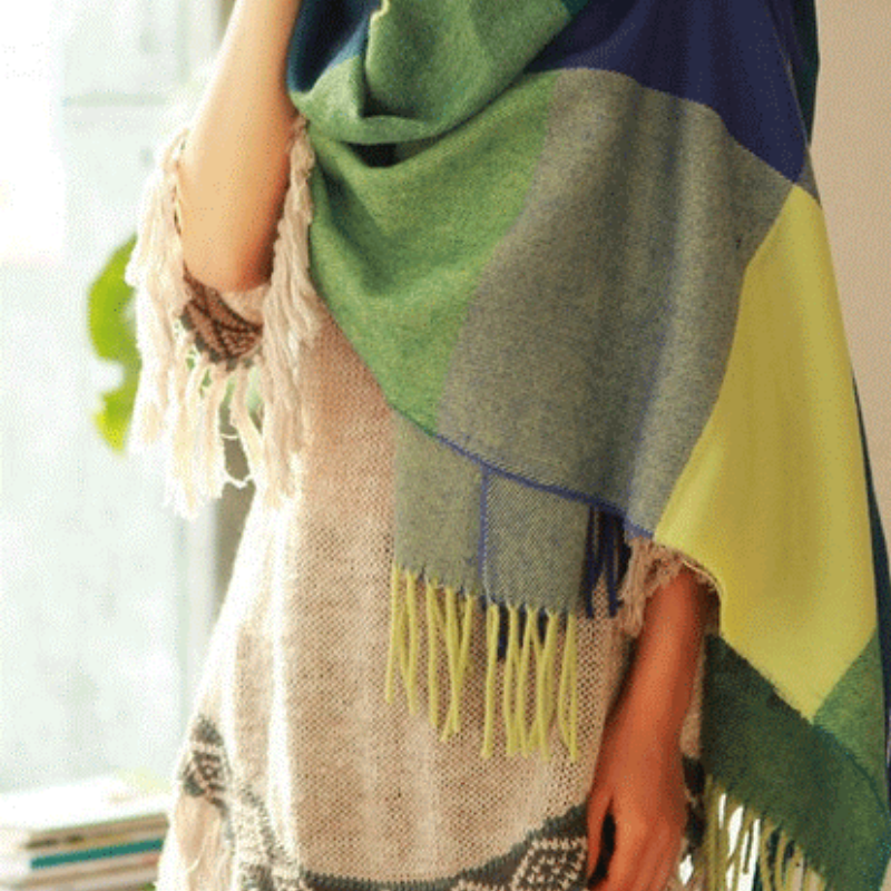 Valenzora | Luxurious cashmere scarf with diamond pattern