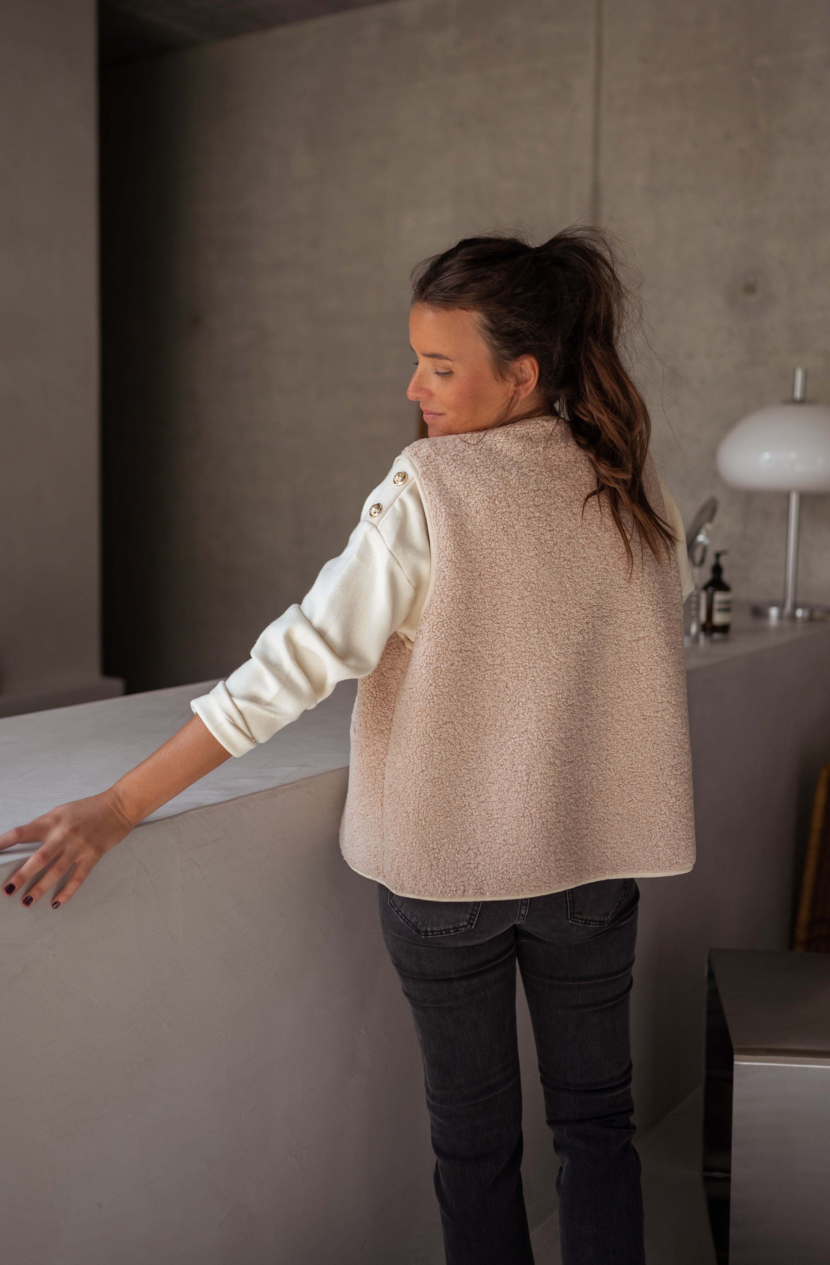 Valenzora | Women's Vest Made of Soft Fabric