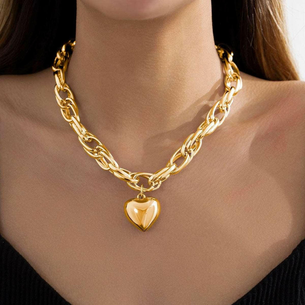Valenzora | Golden Heart Pendant Necklace Timeless Elegance with a Modern Twist