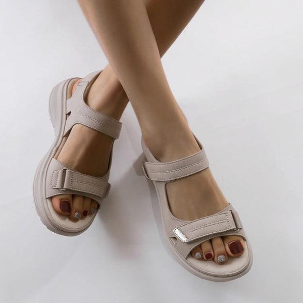 Valenzora | Casual sandals with strap closure