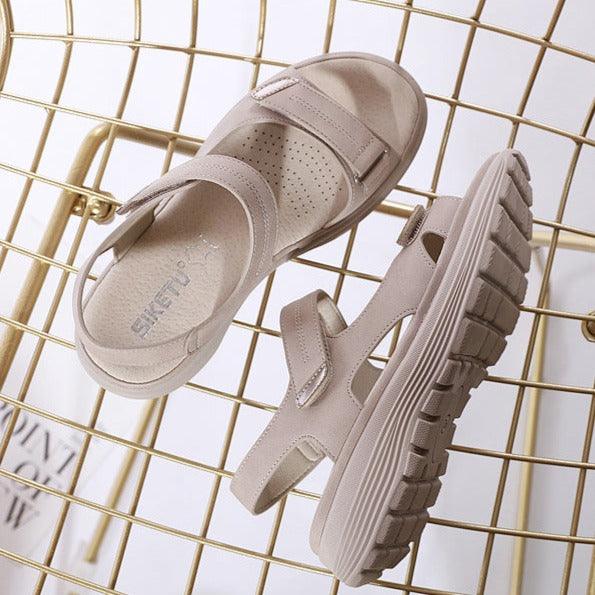 Valenzora | Casual sandals with strap closure