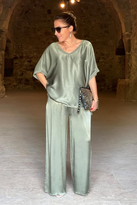 Valenzora | V-neck 2-piece set