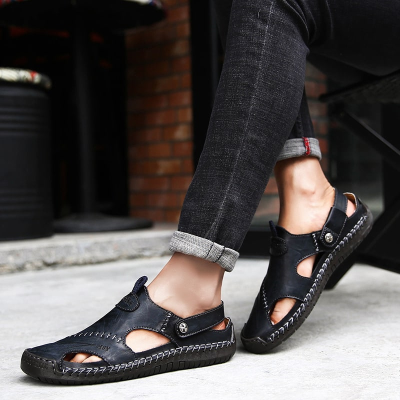 Valenzora | Comfortable sandals with adjustable strap and non-slip sole