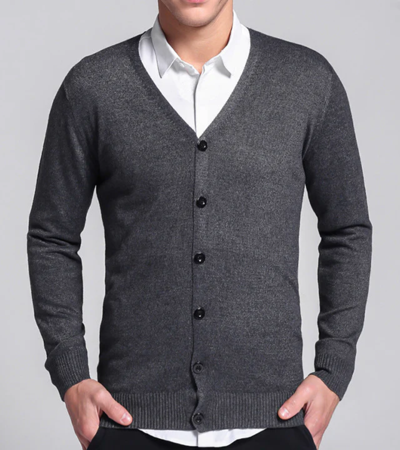 Valenzora | Warmer, langärmliger, schmal geschnittener Cardigan mit V-Ausschnitt und Knöpfen