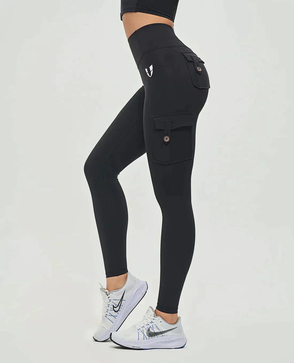 Valenzora | High-waisted cargo leggings