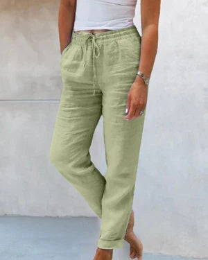 Stylish relaxed trousers