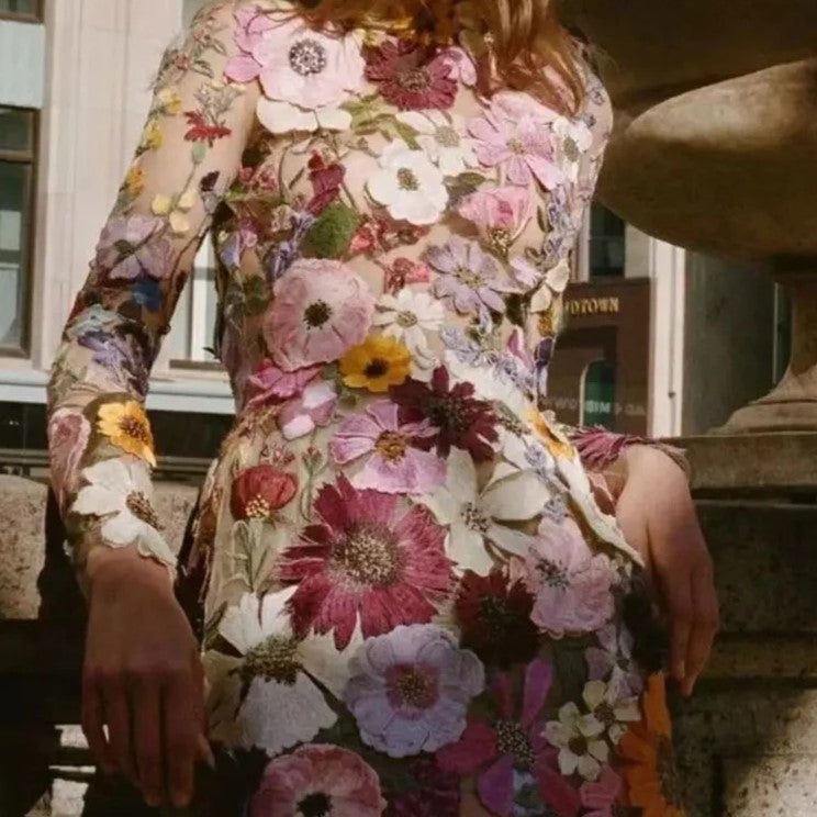 Valenzora | Handgemachtes Blumenkleid