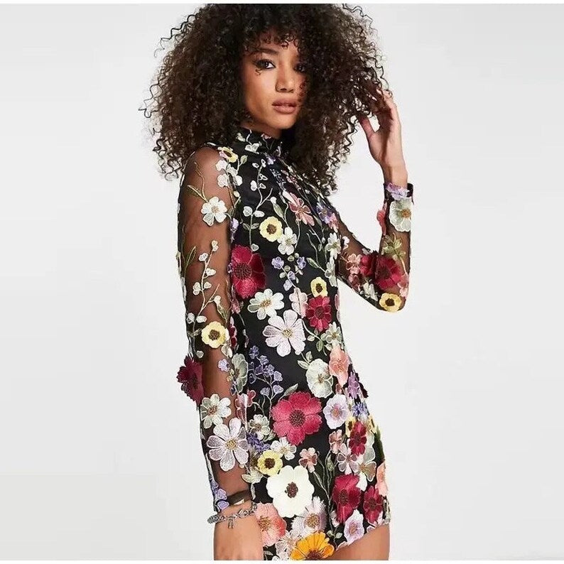 Valenzora | Handgemachtes Blumenkleid