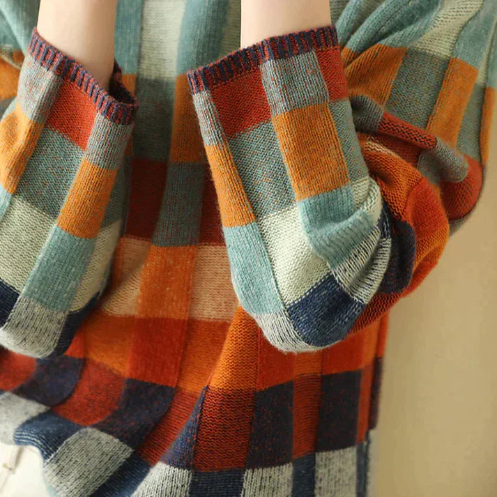 Rollkragenpullover mit Polka-Dots