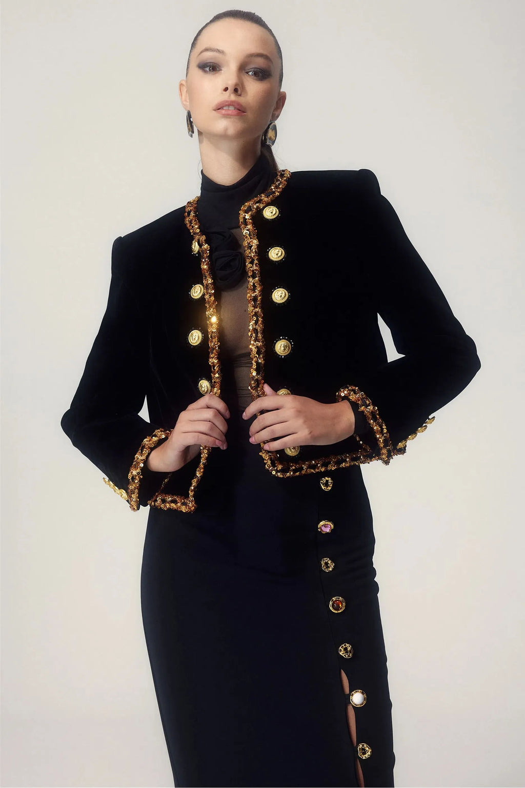 Valenzora – Elegante Jacke mit Knöpfen