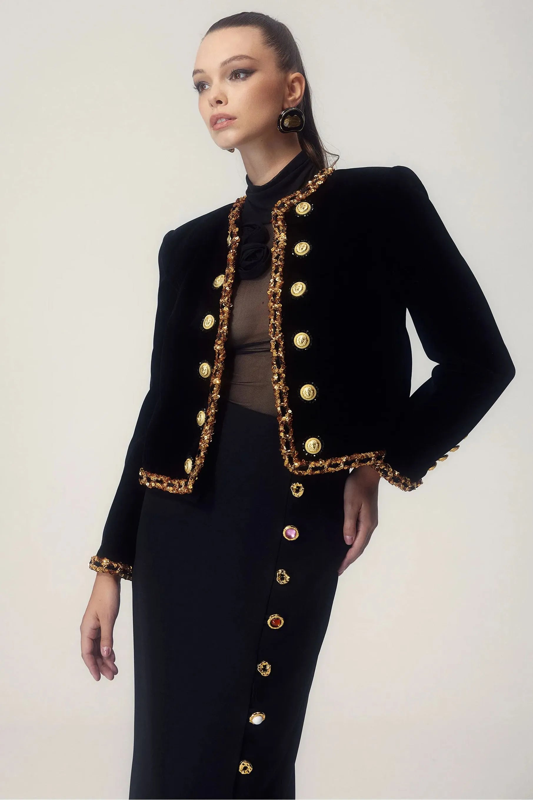Valenzora – Elegante Jacke mit Knöpfen