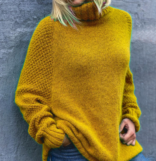 Valenzora | Oversized roll-neck knit sweater for women