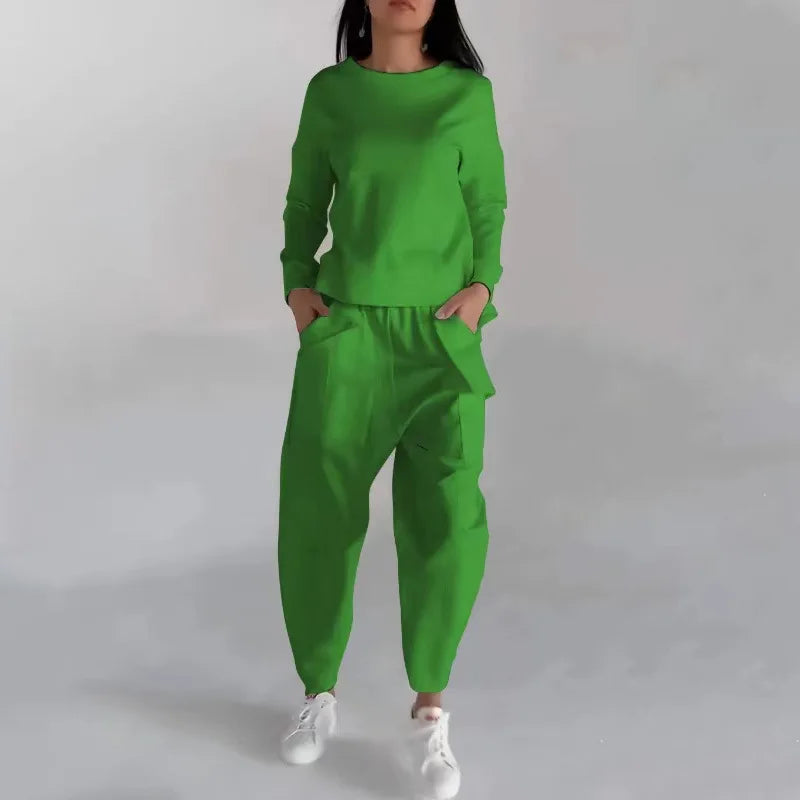 Valenzora | Two-piece tracksuit for women