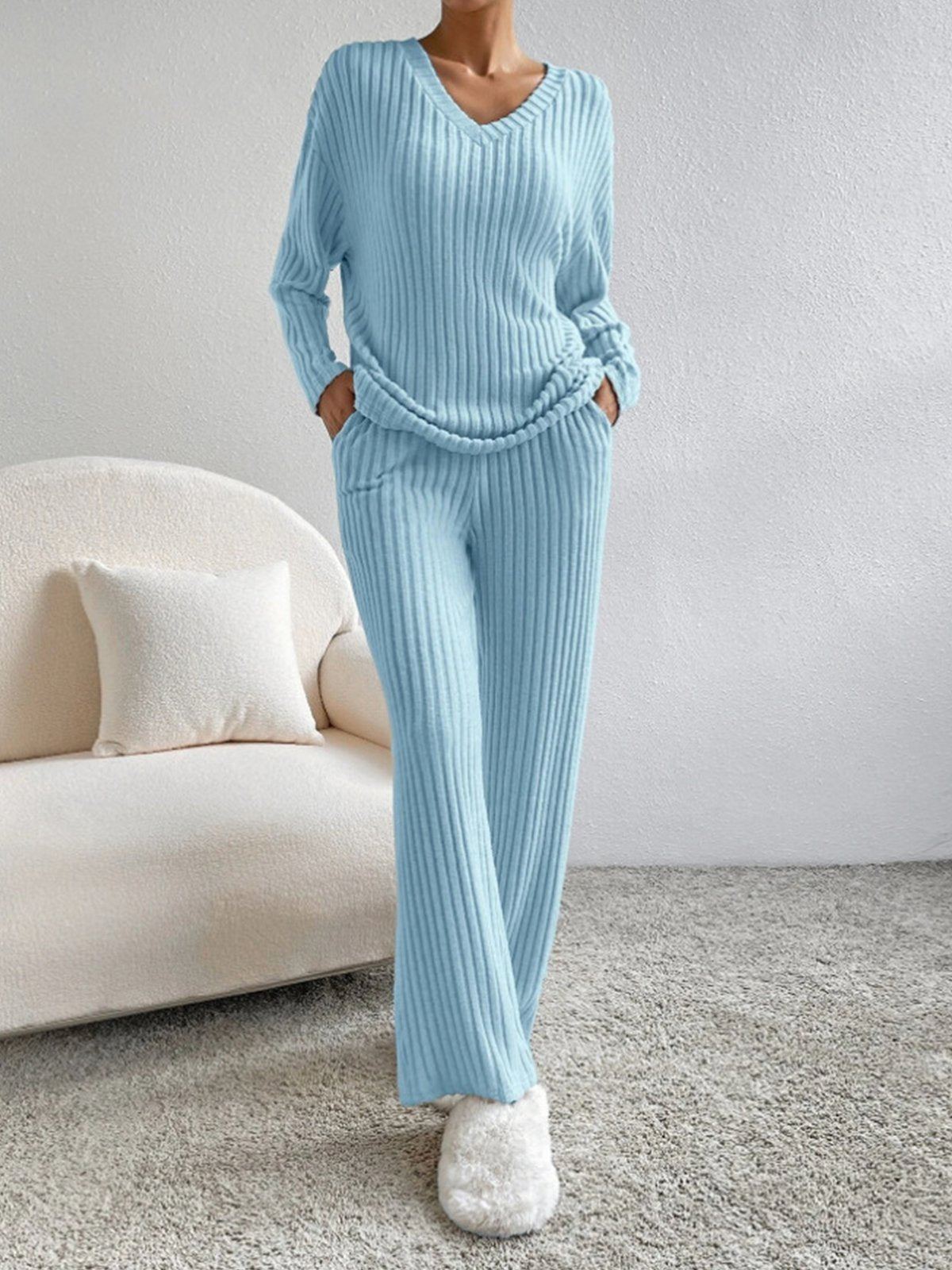 Fatima™ - V-neck Ribbed Design Comfortable 2-Piece Lounge Set