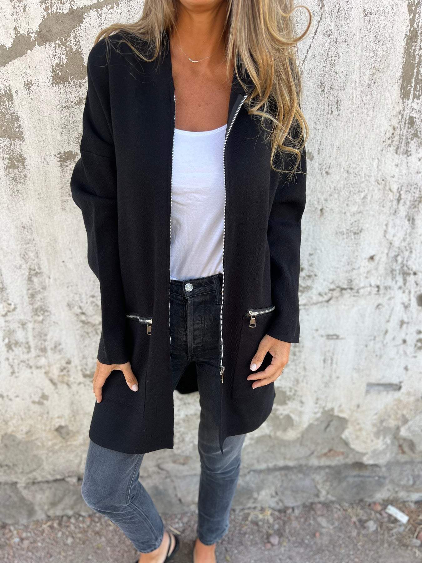 Valenzora | Stylish long-sleeved cardigan