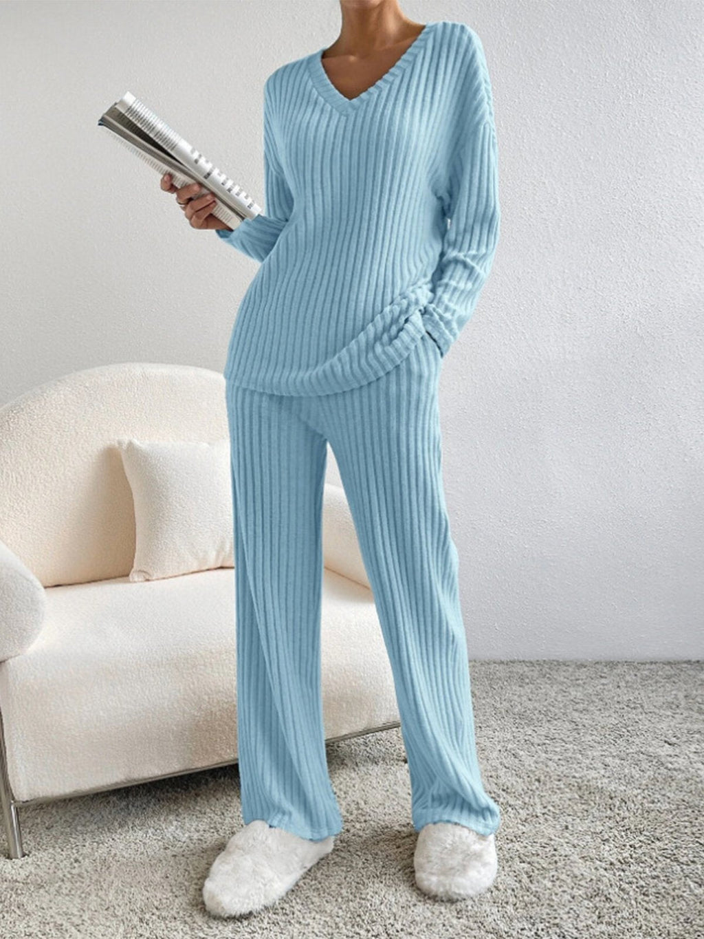 Fatima™ - V-neck Ribbed Design Comfortable 2-Piece Lounge Set