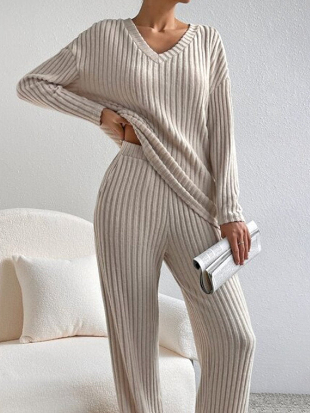 Fatima™ - V-neck Ribbed Design Comfortable 2-Piece Lounge Set
