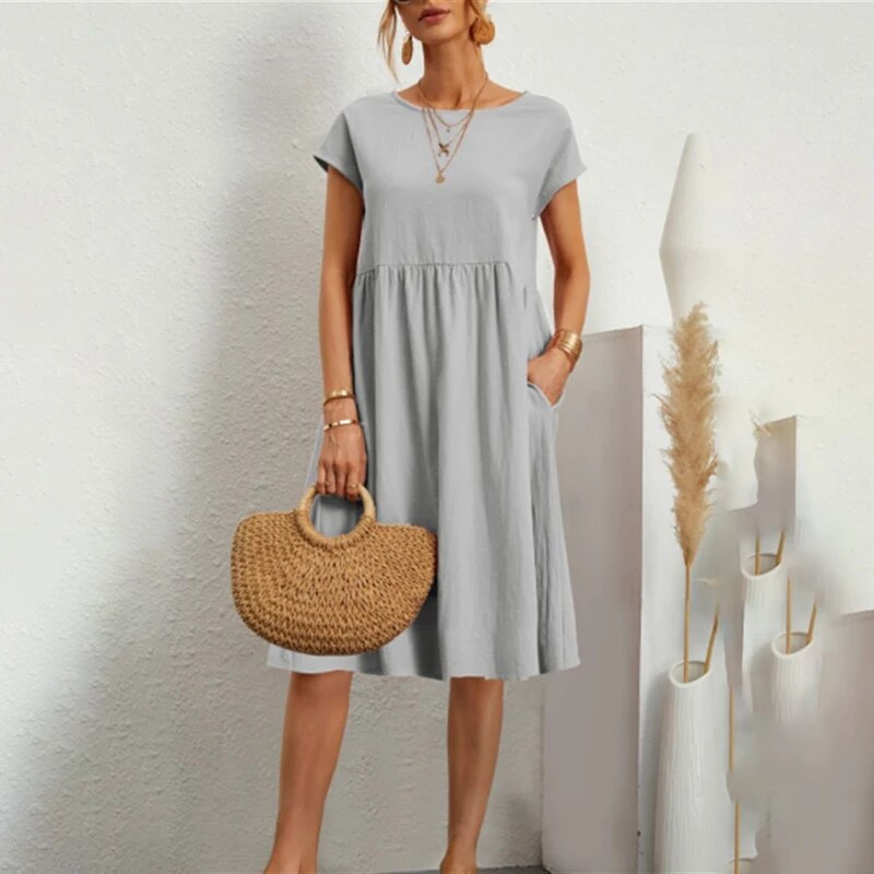 Cotton dress with round neck