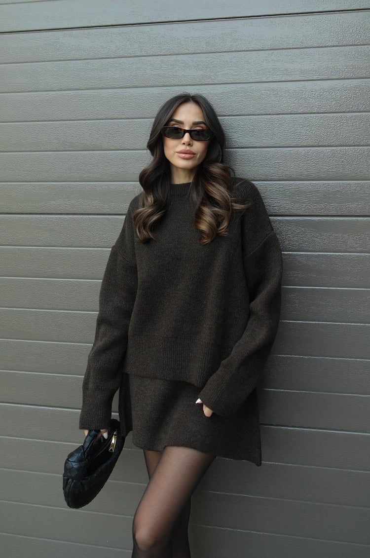 Valenzora | 1-piece knitwear set - women's sweater and skirt with a relaxed fit