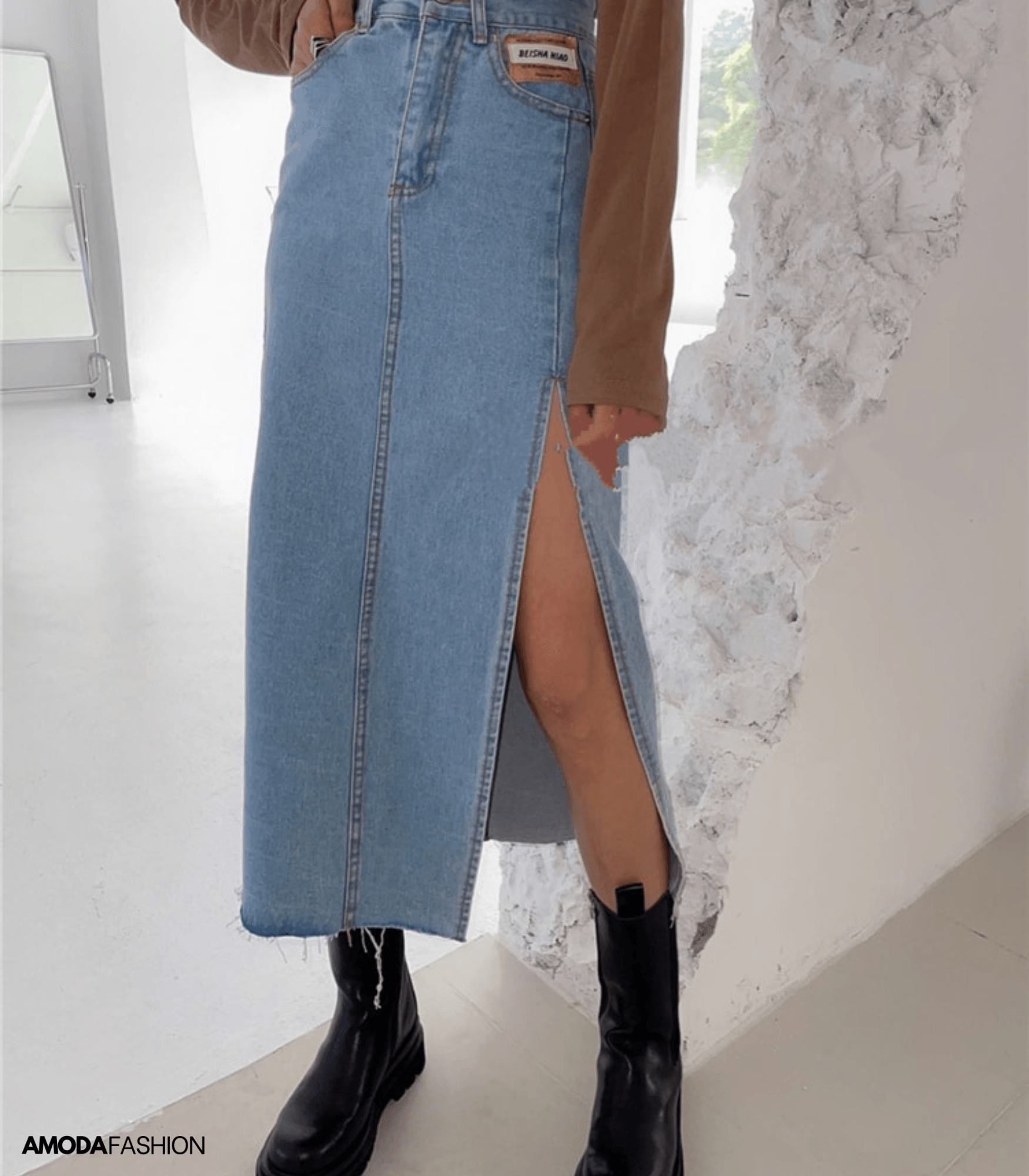 Valenzora | Long pencil denim skirt with side slit
