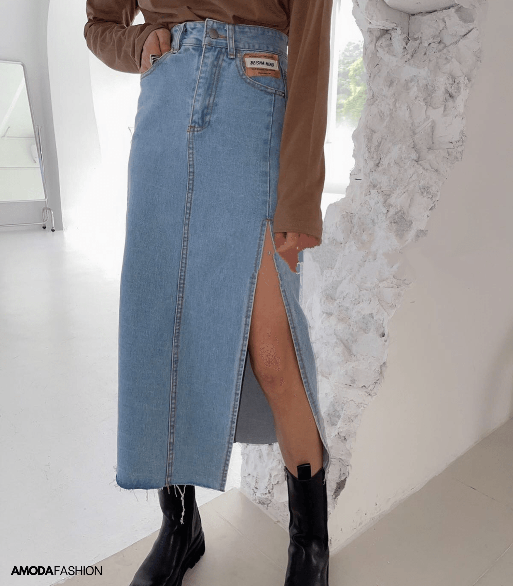 Valenzora | Long pencil denim skirt with side slit