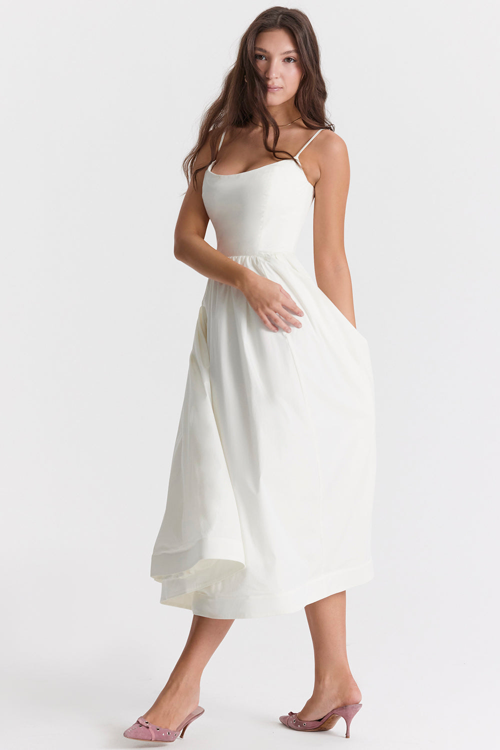Elegant women's dress for special occasions