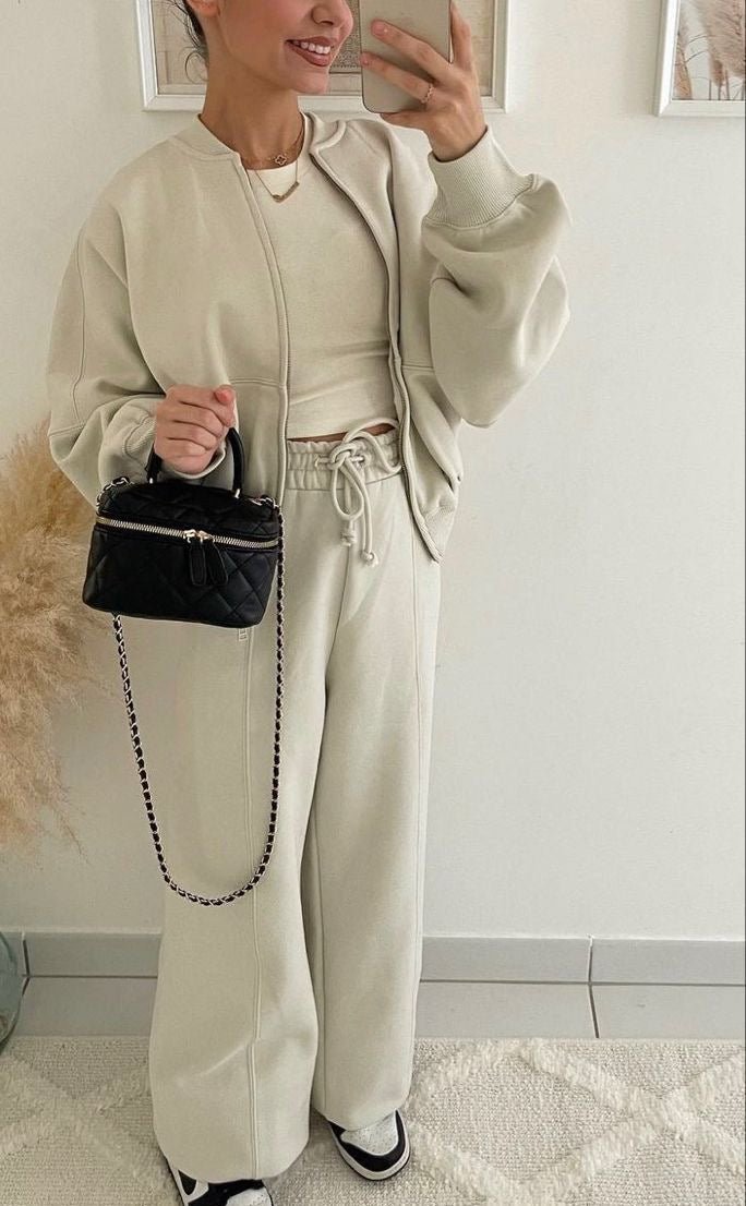Valenzora | COMFORTABLE TRACKSUIT