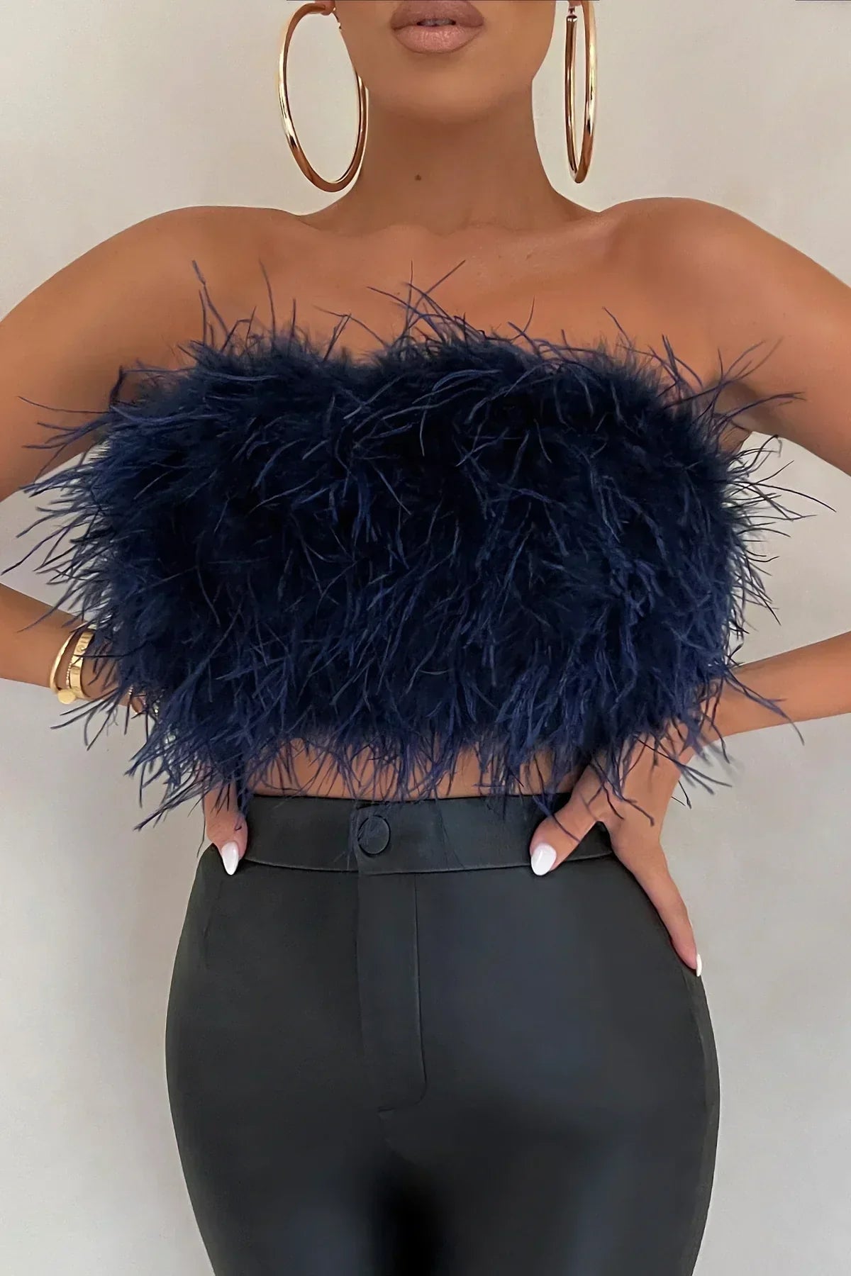Valenzora | Feather Top