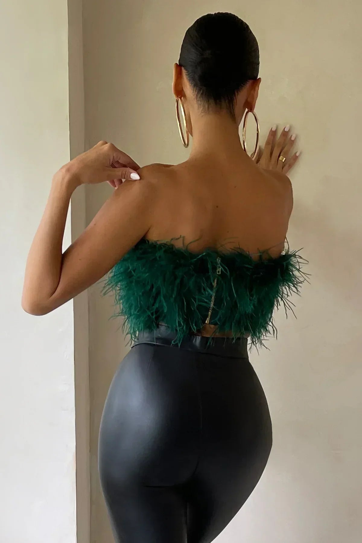 Valenzora | Feather Top