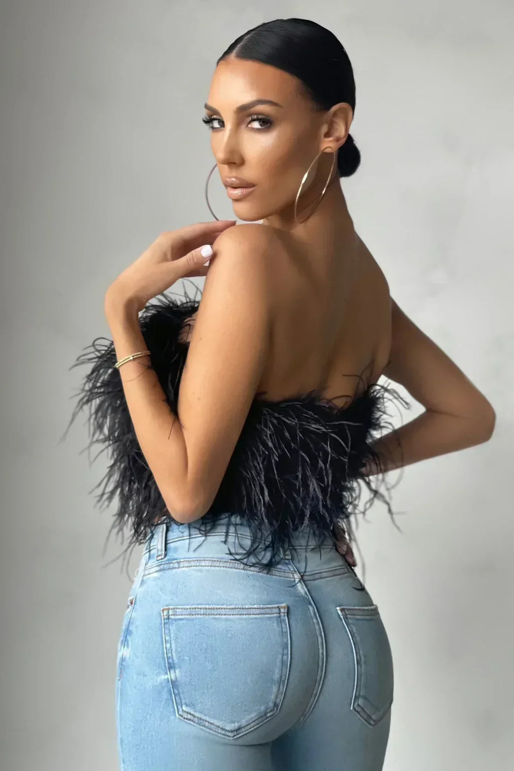 Valenzora | Feather Top