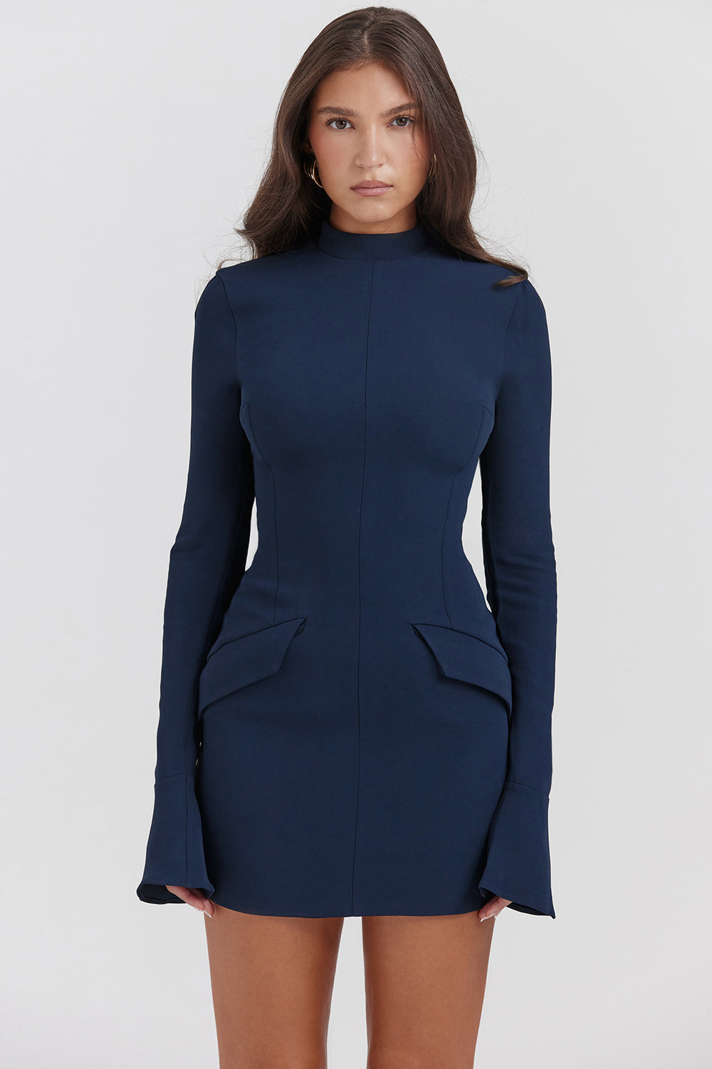 Valenzora | Stylish, figure-hugging dress