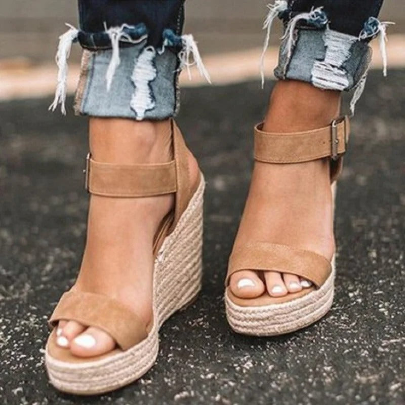 Valenzora | Open-toe sandals with ankle strap