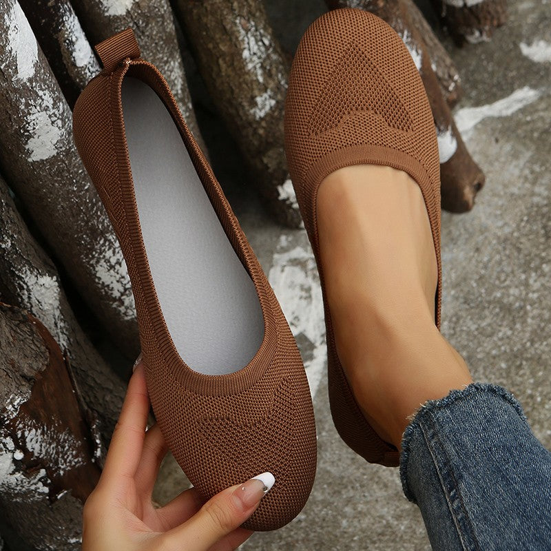 Valenzora | Comfortable, flat women's slip-on shoes