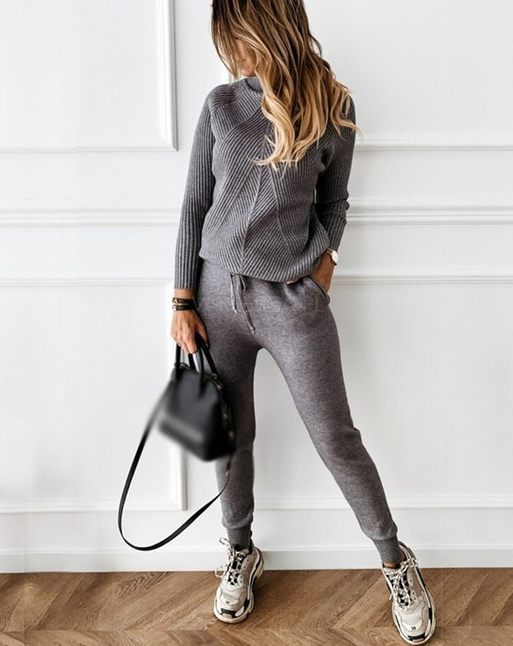 Valenzora | Warmer und trendiger Zweiteiler-Trainingsanzug für Damen mit Rollkragenpullover und Hose