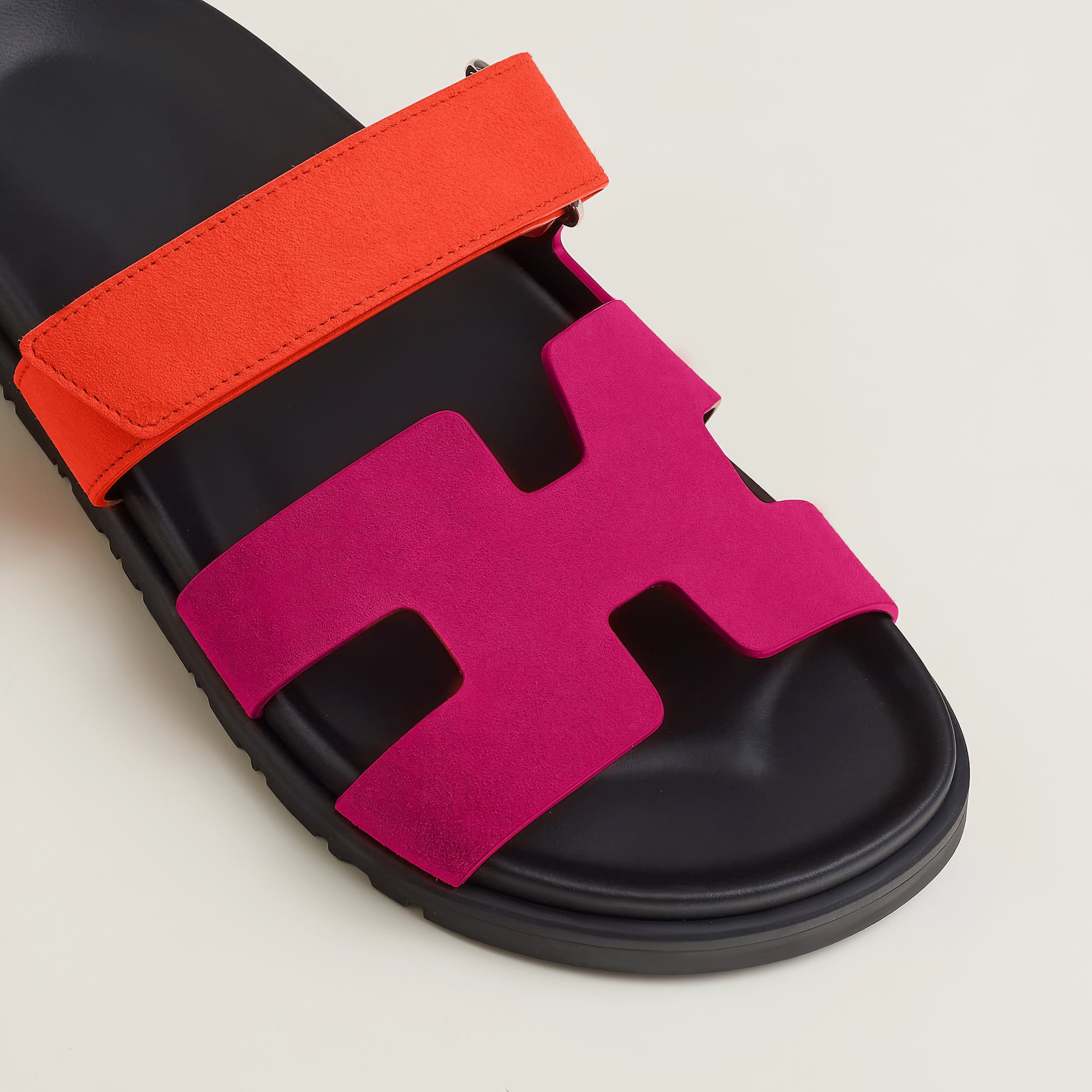 Valenzora | Elevate your summer style with Italian sophistication!