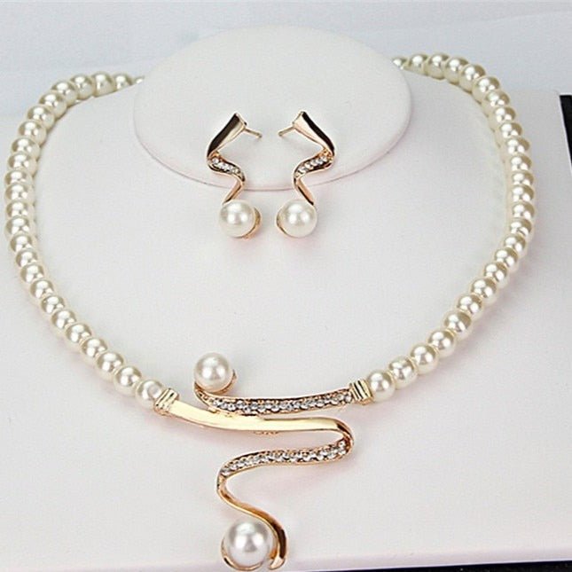 Valenzora | Perlenkette + Ohrringe Set