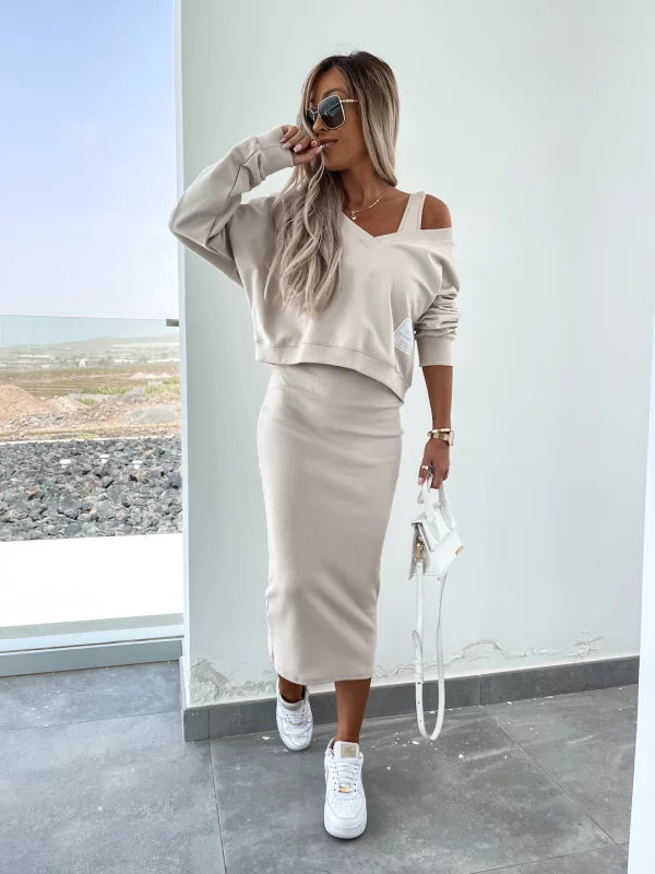 Valenzora | Stylish off-shoulder crop top and midi skirt set