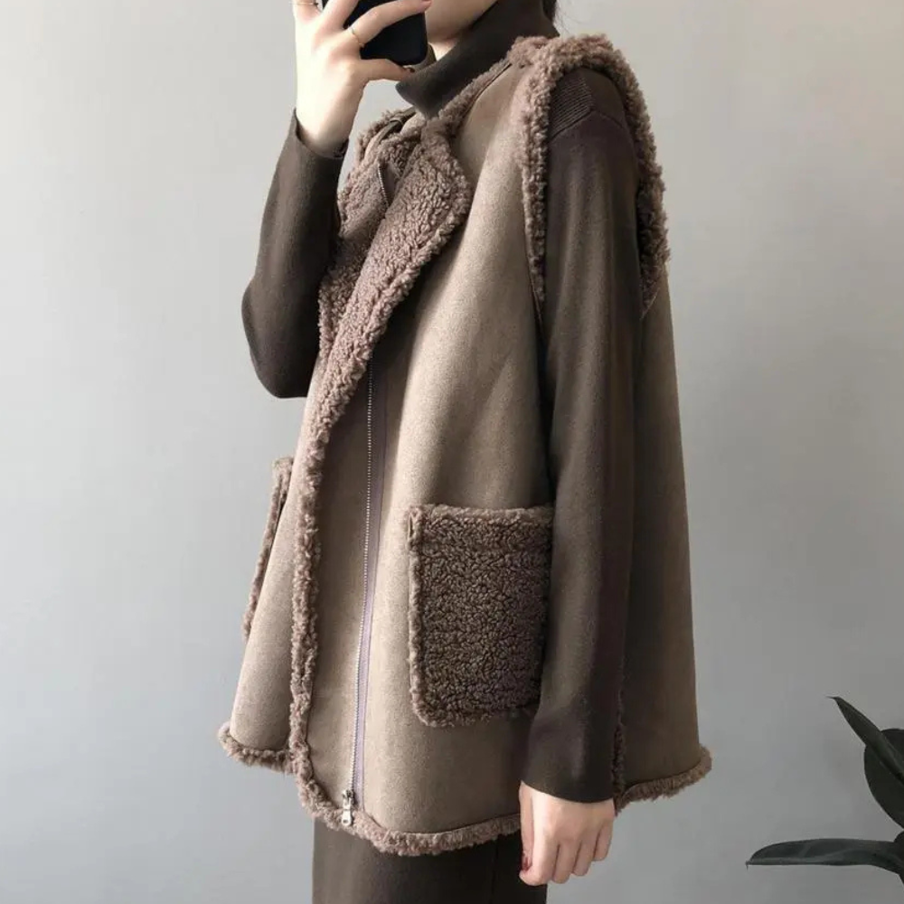 Valenzora | Elegant vest for women
