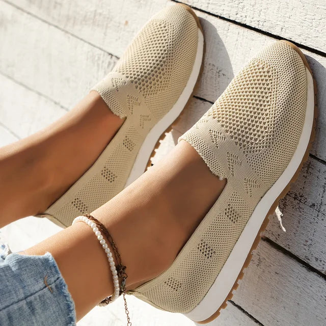 Valenzora | Damen-Sommerschuhe Bequeme Slipper mit stützender Sohle