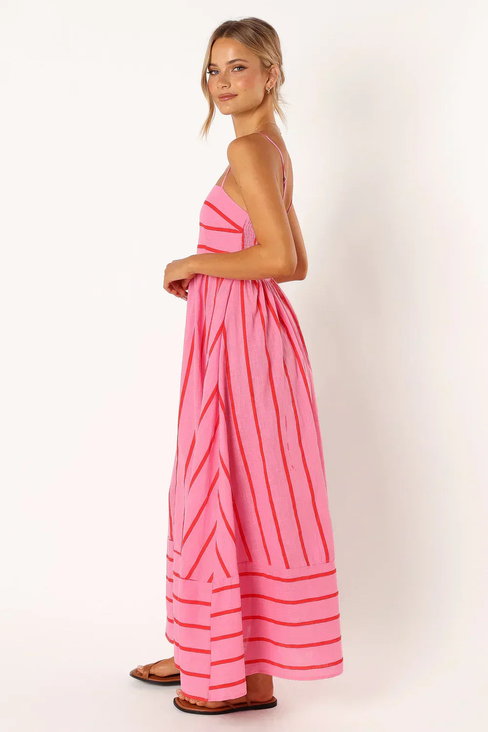 Valenzora | Summer dress with open shoulders