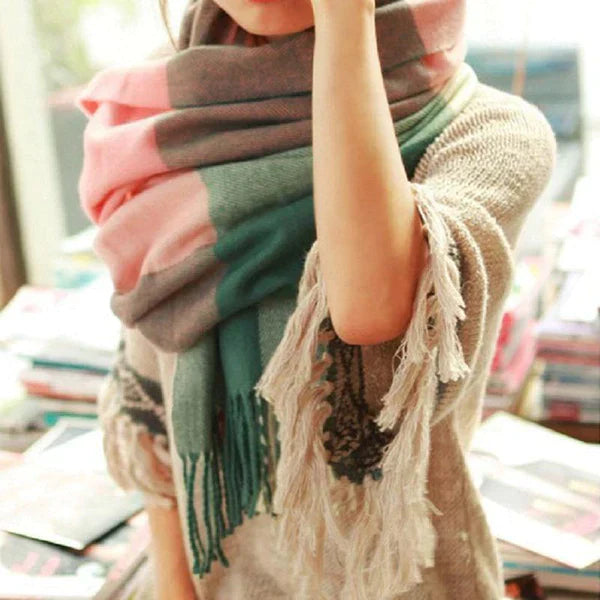 Valenzora | Scarf with cashmere feel & diamond pattern