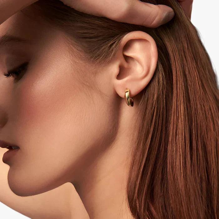 Valenzora | Refined silver earrings