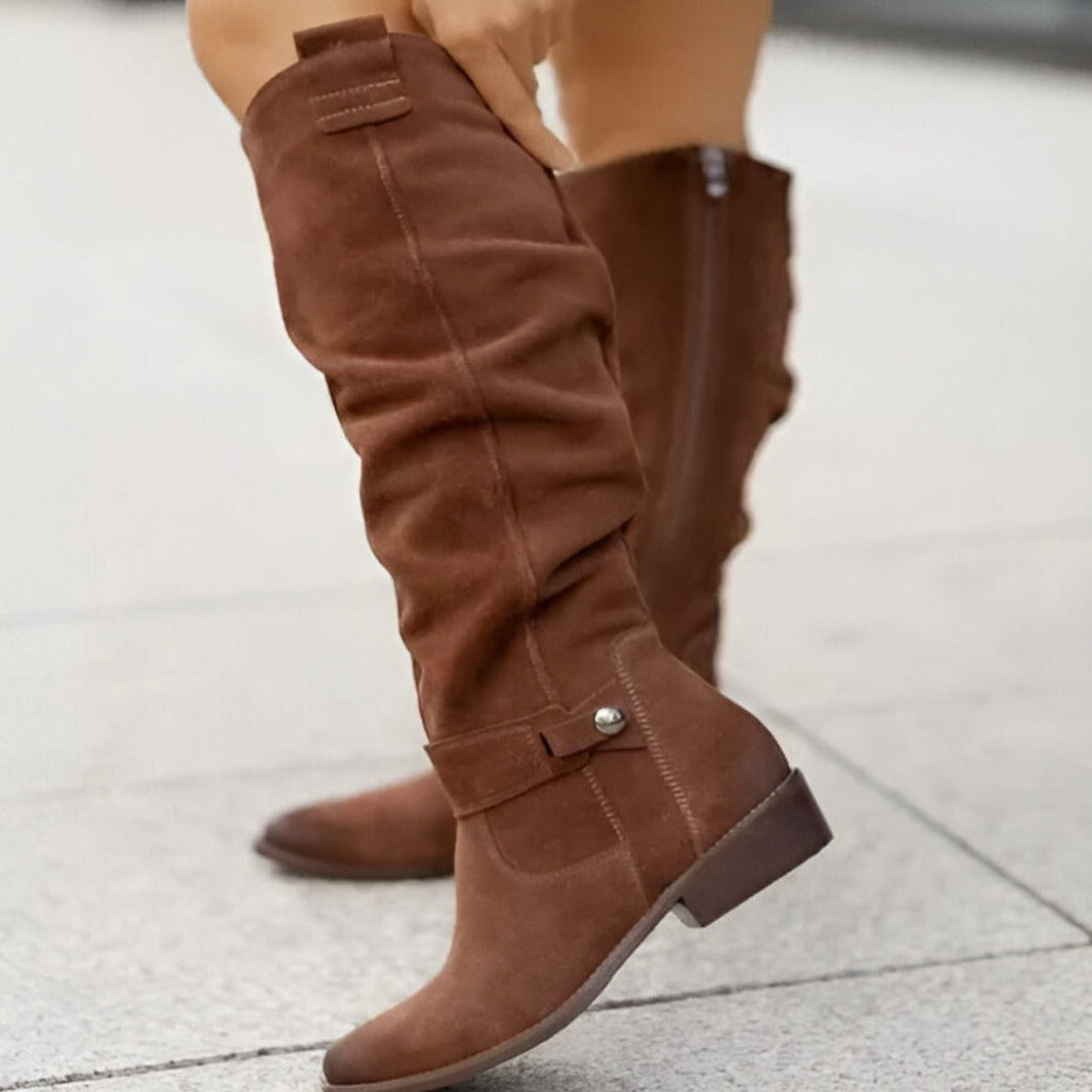 Valenzora | Casual suede boots with a pointed toe