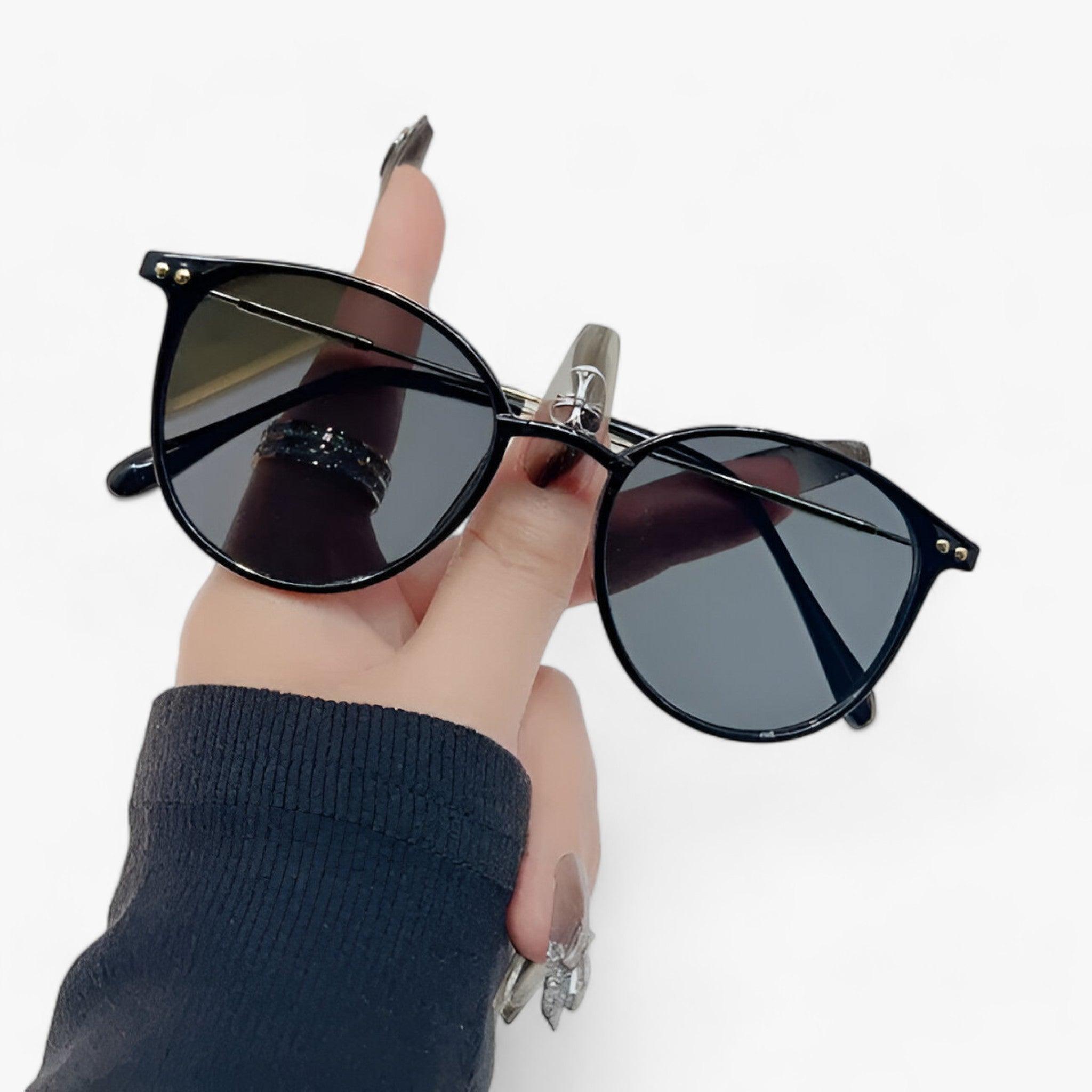 Valenzora | Retro Luxe Runde Sonnenbrille für Damen