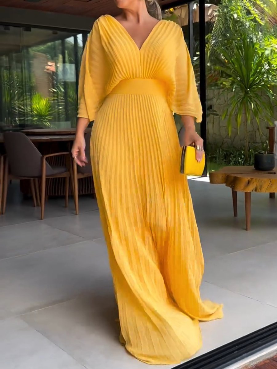 Valenzora | Lebendiges plissiertes Maxikleid