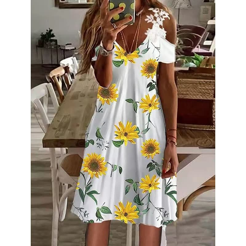 Valenzora | Dress with stylish design