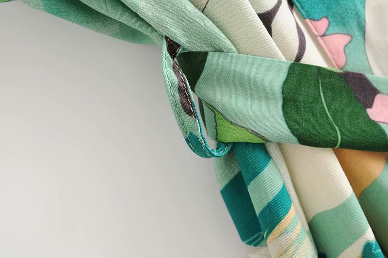 Valenzora | Grüner Kimono-Cardigan mit Blumenmuster