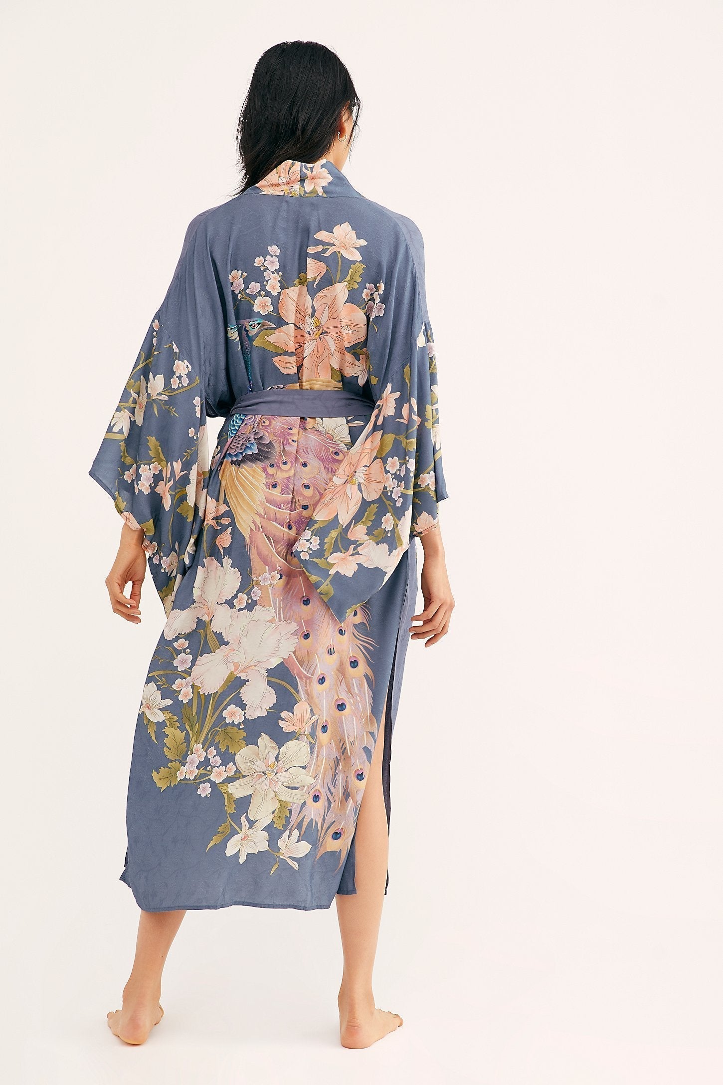 Valenzora | Langer Kimono-Bademantel mit Fledermausärmeln