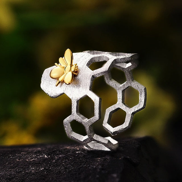 Valenzora | Little Bee 18k vergoldete, offene Bienenwaben-Ringe